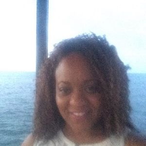 Meet your Posher, Saundra